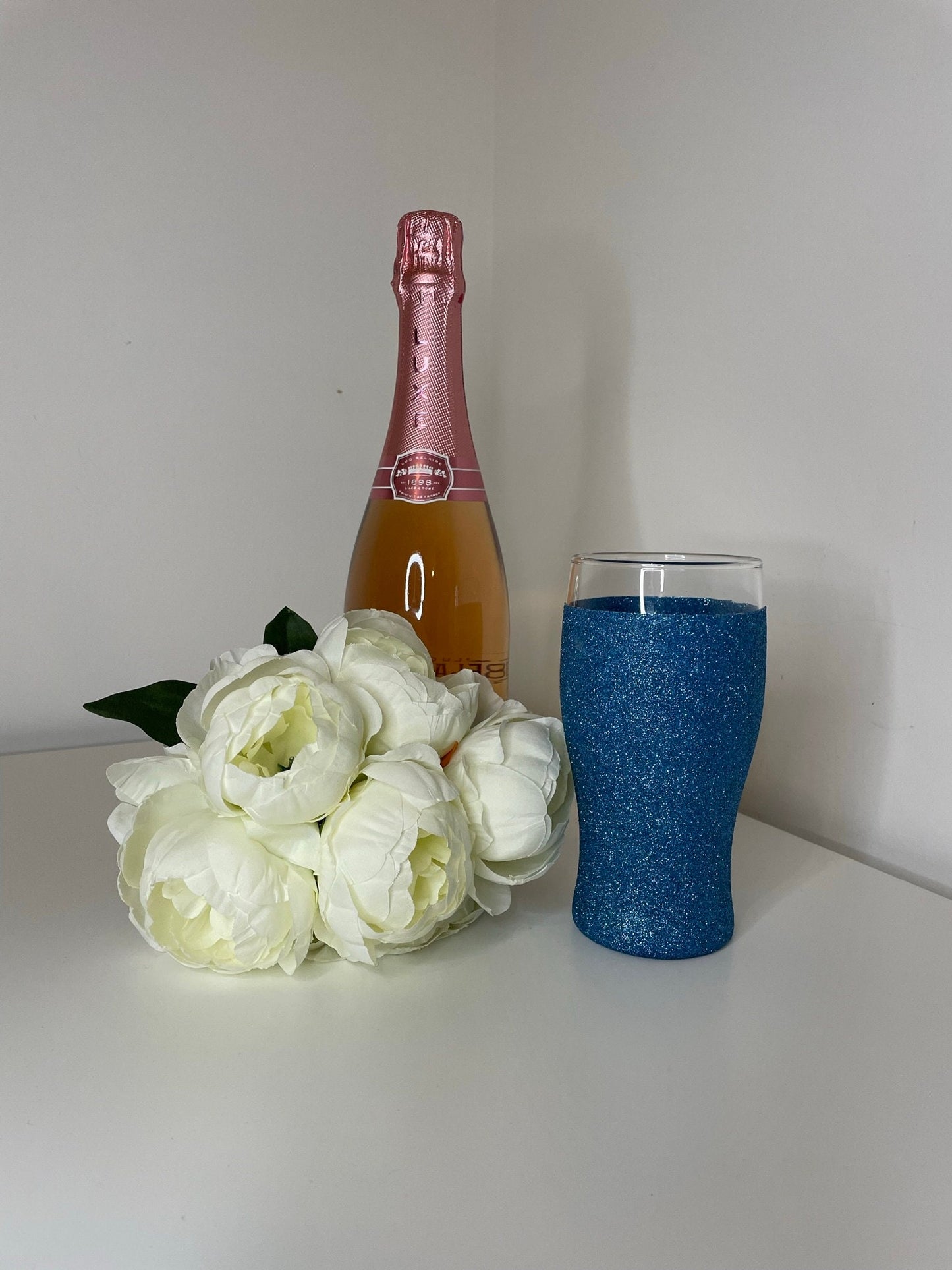 Glitter Beer Glass, Glitter Glasses for the Perfect Gift, Gifts for all Occasions, Birthdays, Wedding Gifts, Parties, Bridal and Hen Gifts