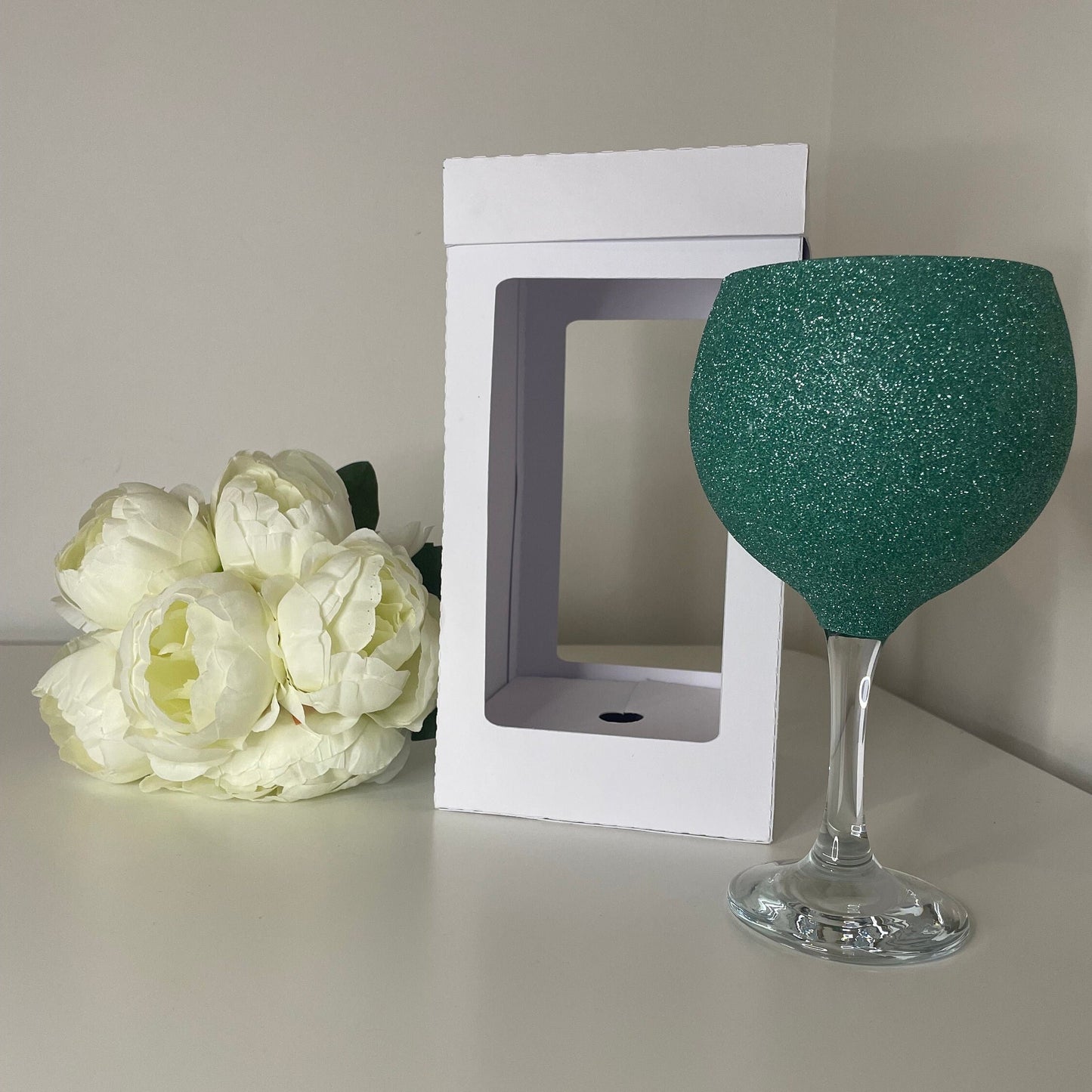 Gin Glass Gift Box Holder, Great for all Gin Glasses, Great Gift Box for your Personalised Gin Glasses.